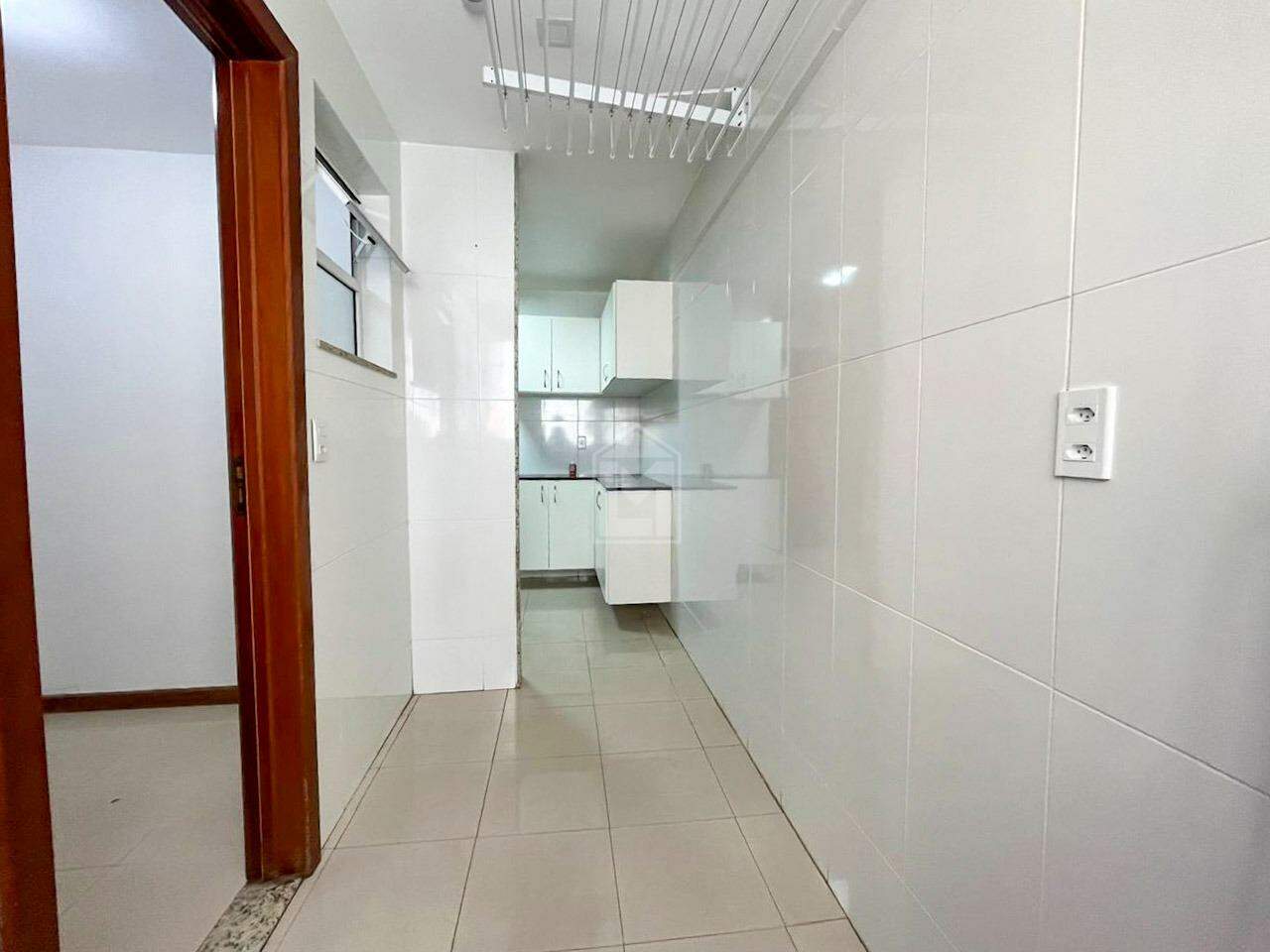 Apartamento à venda com 3 quartos, 130m² - Foto 22