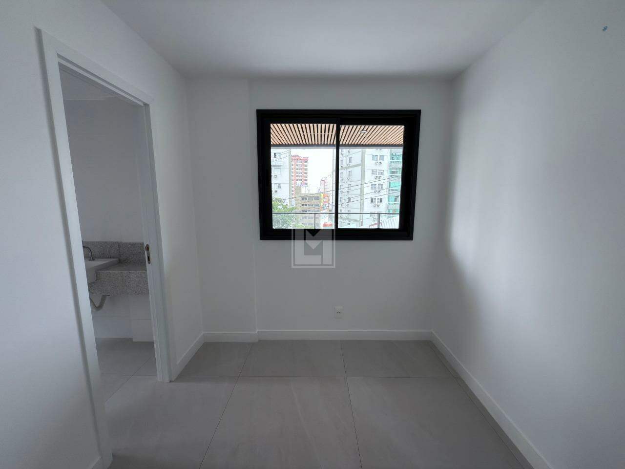 Apartamento para alugar com 3 quartos, 80m² - Foto 10