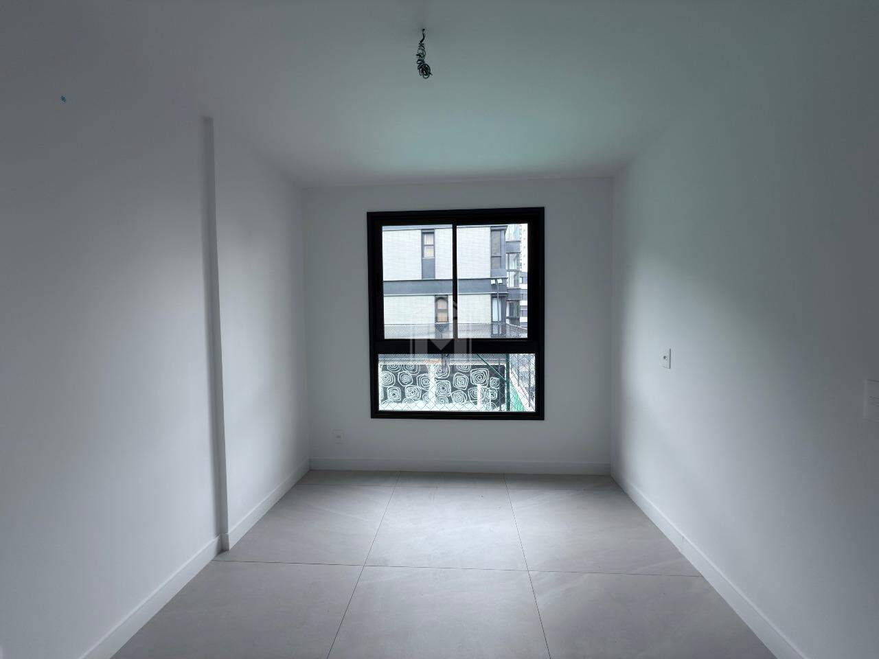 Apartamento para alugar com 3 quartos, 80m² - Foto 8