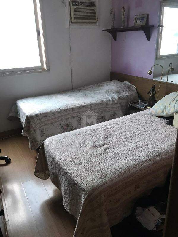 Apartamento à venda com 3 quartos, 90m² - Foto 14