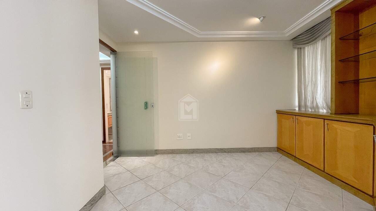 Apartamento à venda com 3 quartos, 160m² - Foto 6