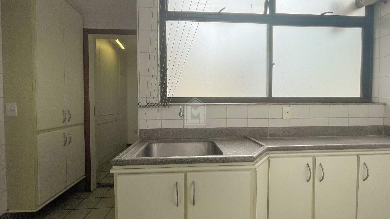 Apartamento à venda com 3 quartos, 160m² - Foto 24