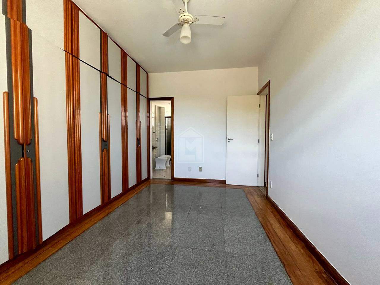 Apartamento à venda com 4 quartos, 167m² - Foto 21