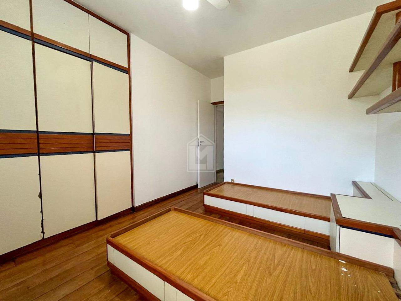 Apartamento à venda com 4 quartos, 167m² - Foto 16