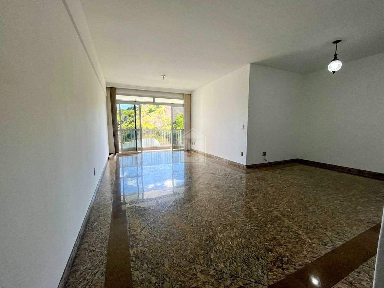 Apartamento à venda com 4 quartos, 167m² - Foto 3