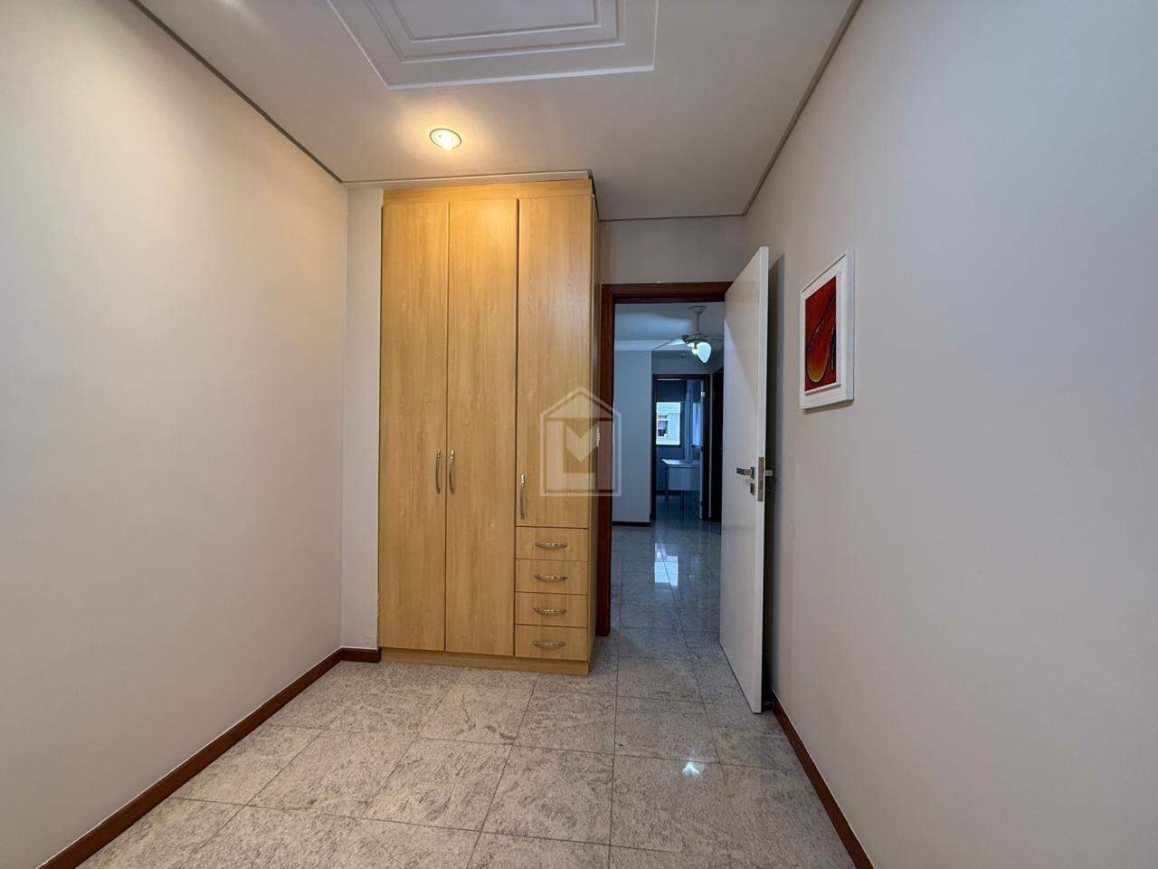 Apartamento para alugar com 4 quartos, 160m² - Foto 12