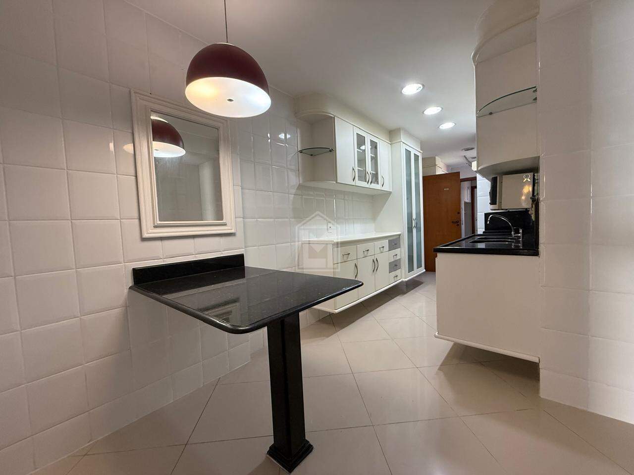 Apartamento para alugar com 4 quartos, 160m² - Foto 6