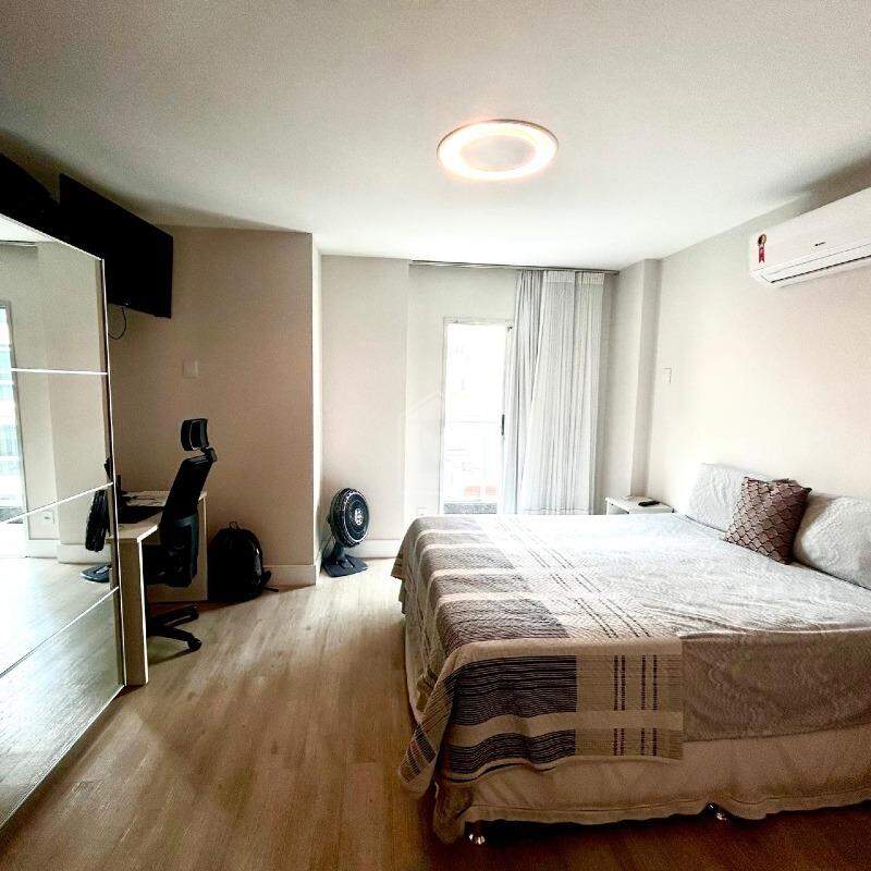 Apartamento à venda com 2 quartos, 80m² - Foto 9