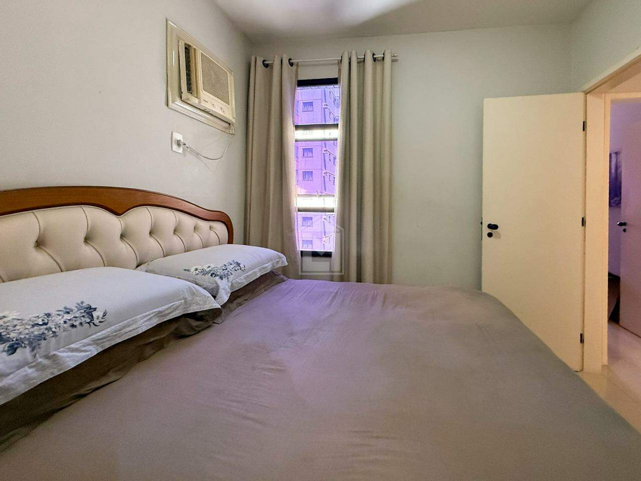 Apartamento à venda com 2 quartos, 75m² - Foto 7