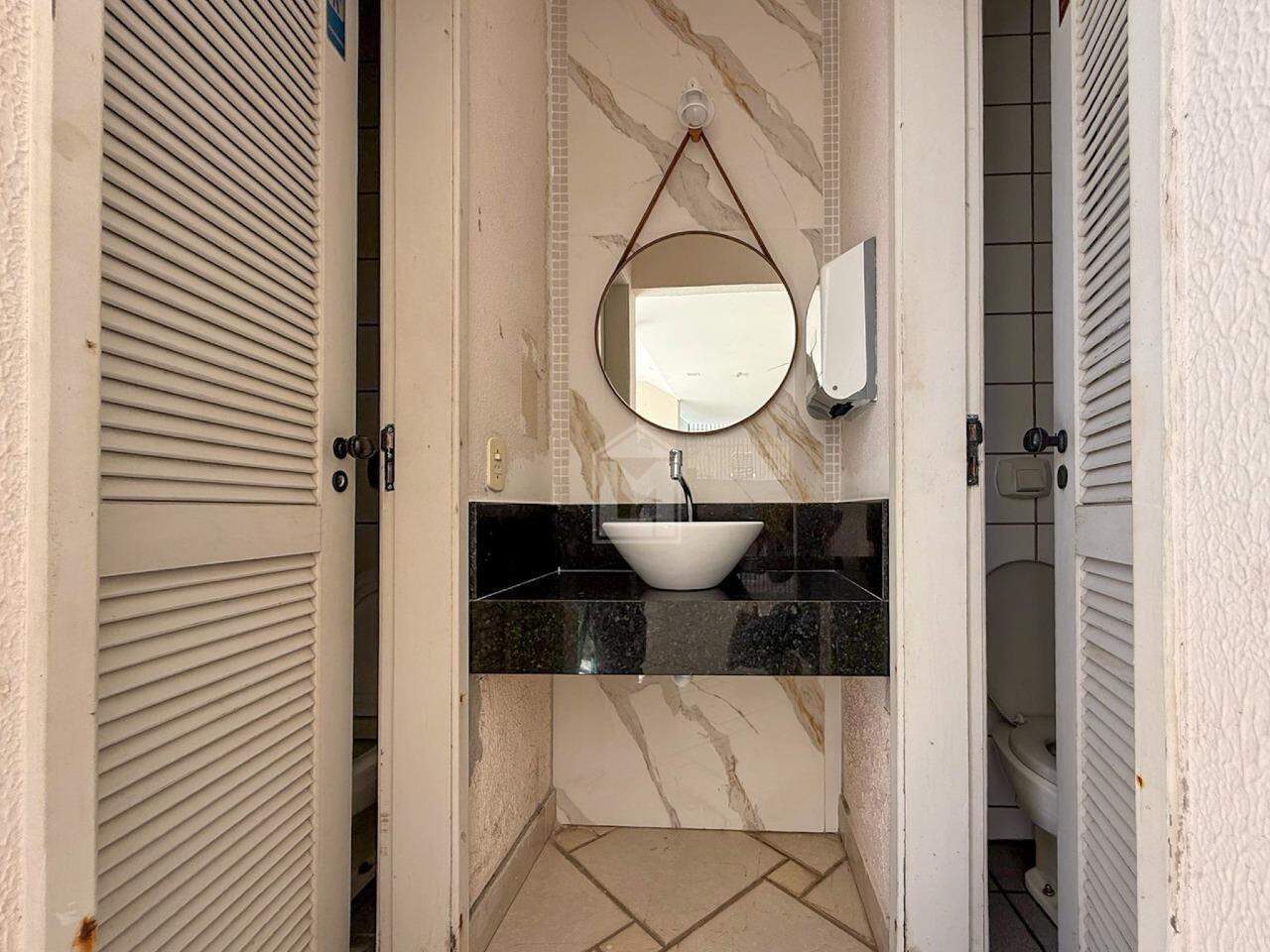 Apartamento à venda com 2 quartos, 75m² - Foto 26