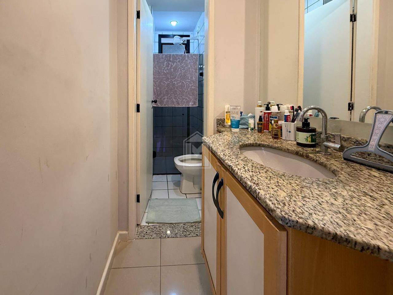 Apartamento à venda com 2 quartos, 75m² - Foto 8