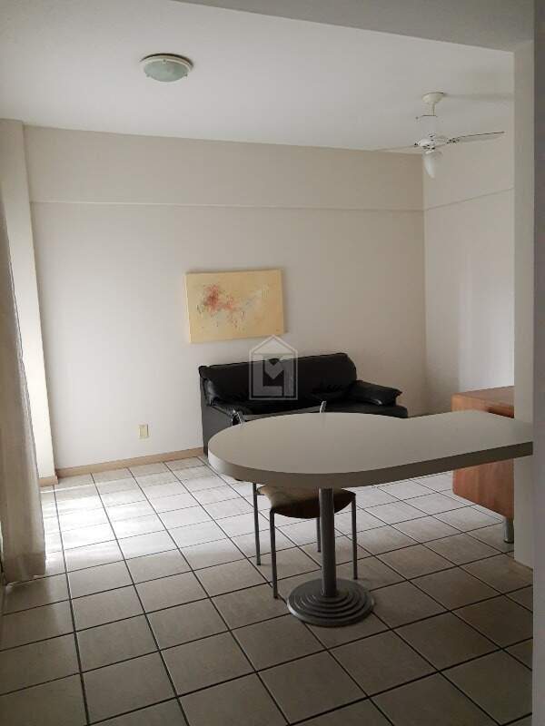 Apartamento para alugar com 1 quarto, 57m² - Foto 2