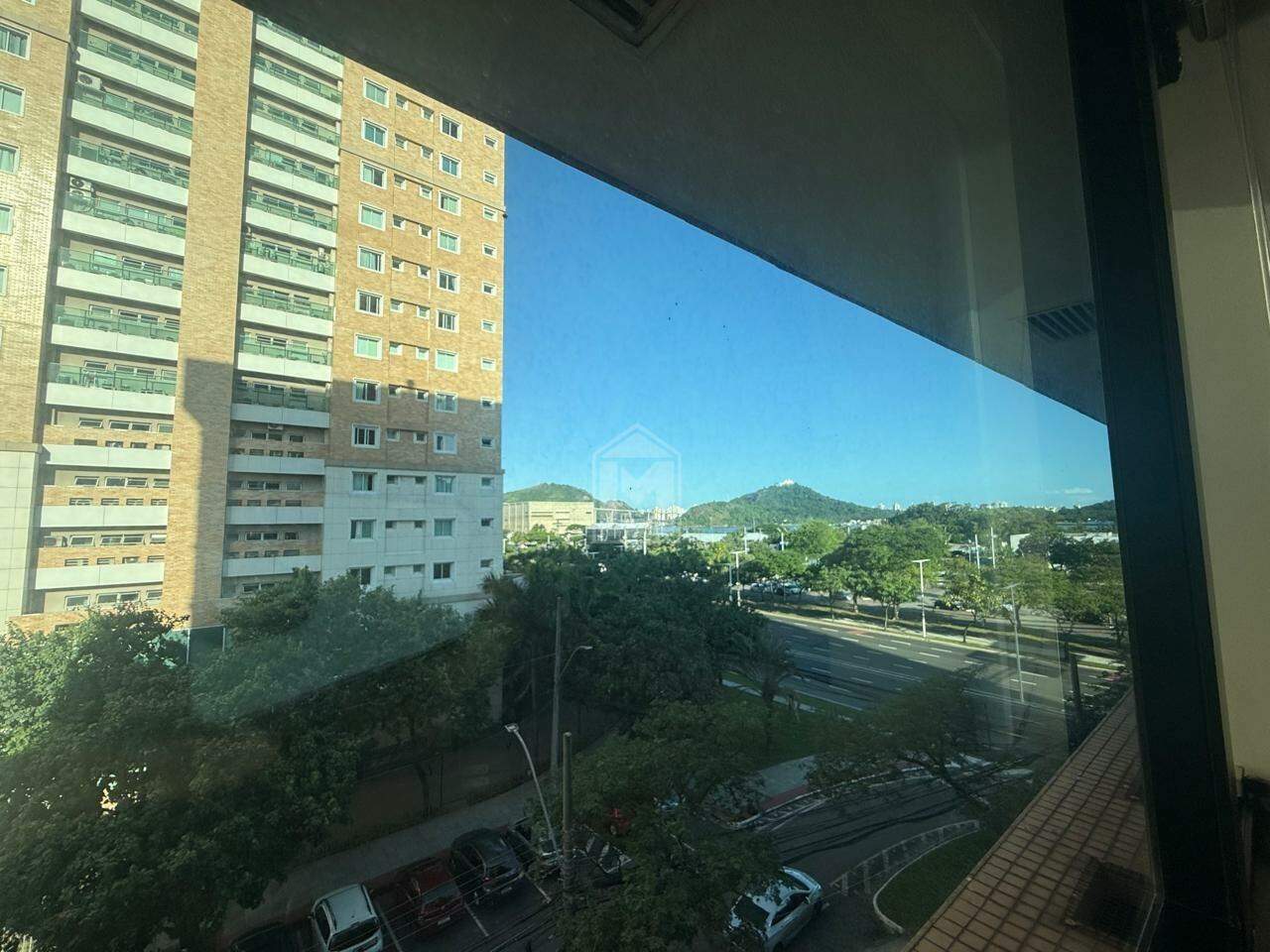 Sala à venda no Enseada do Suá: Conjunto de salas Enseada do Sua