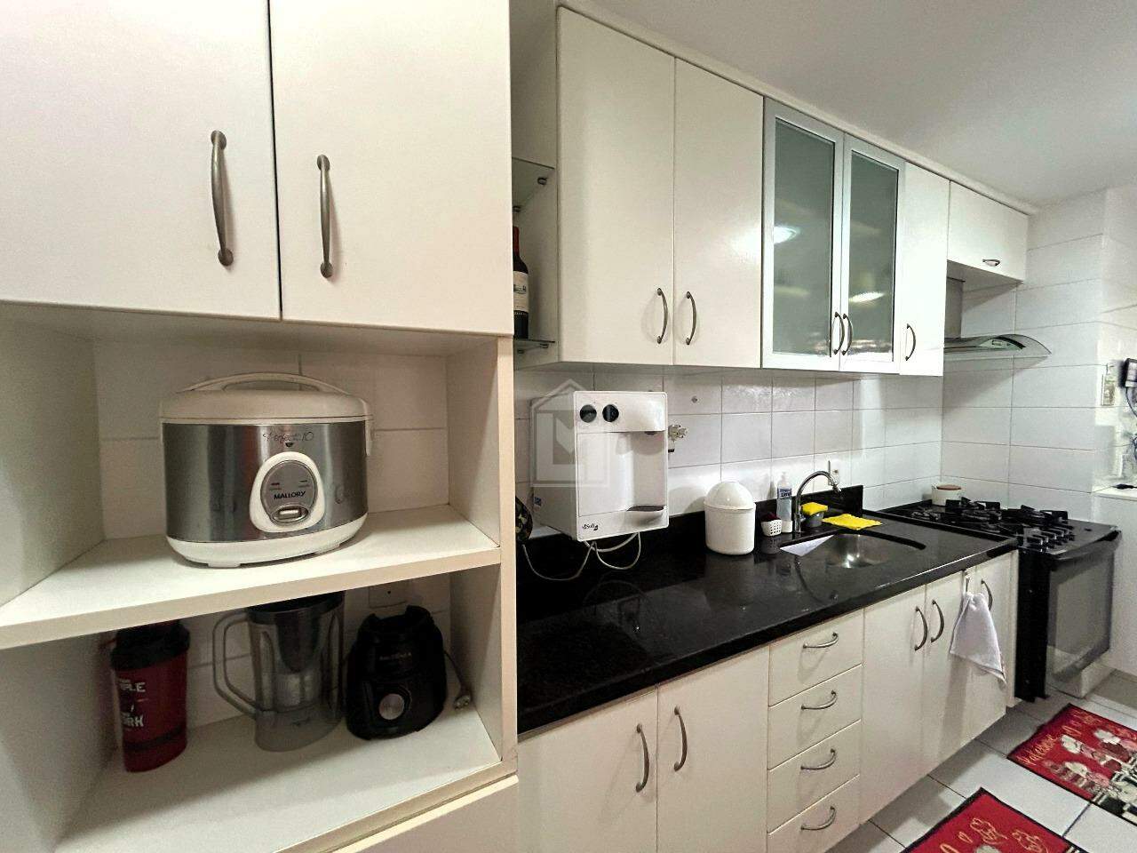 Apartamento à venda com 3 quartos, 136m² - Foto 18