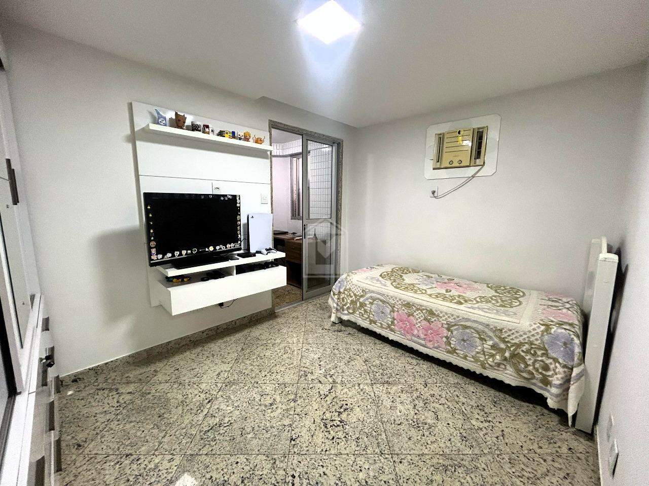 Apartamento à venda com 3 quartos, 136m² - Foto 15