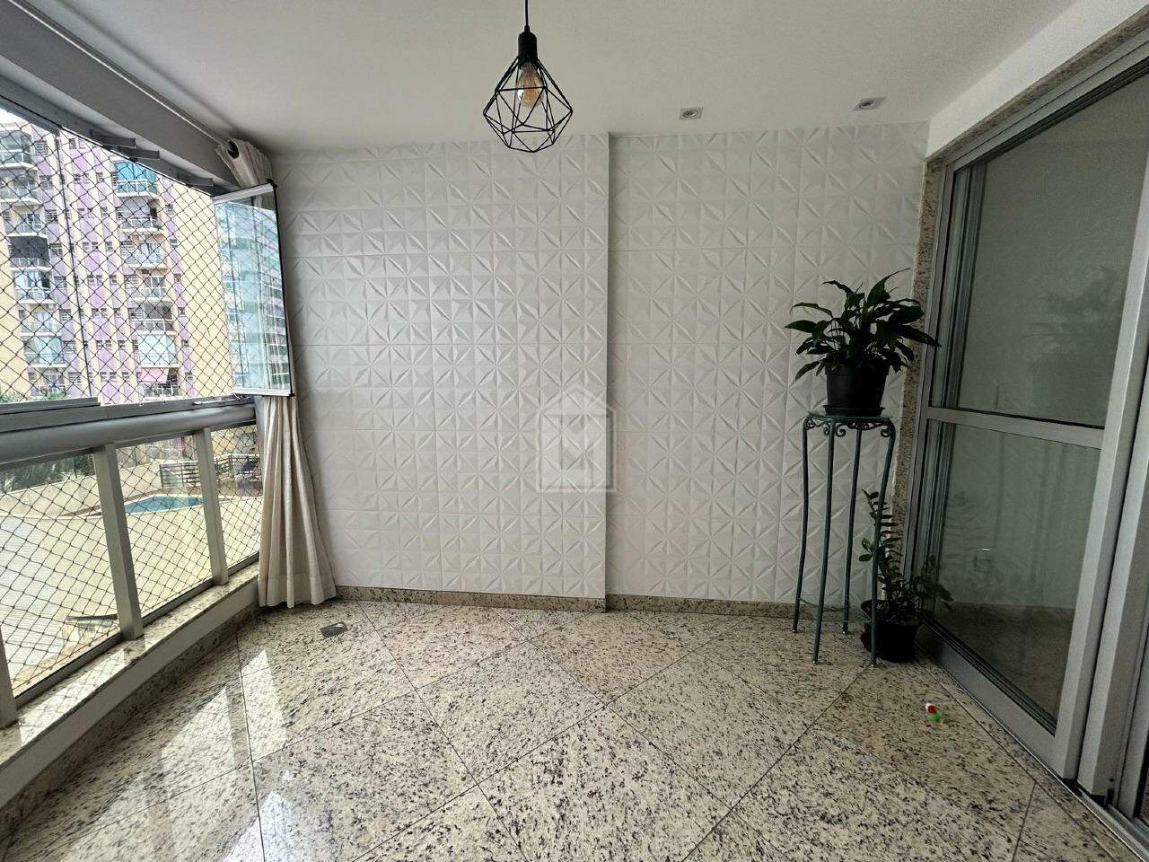 Apartamento à venda com 3 quartos, 136m² - Foto 10