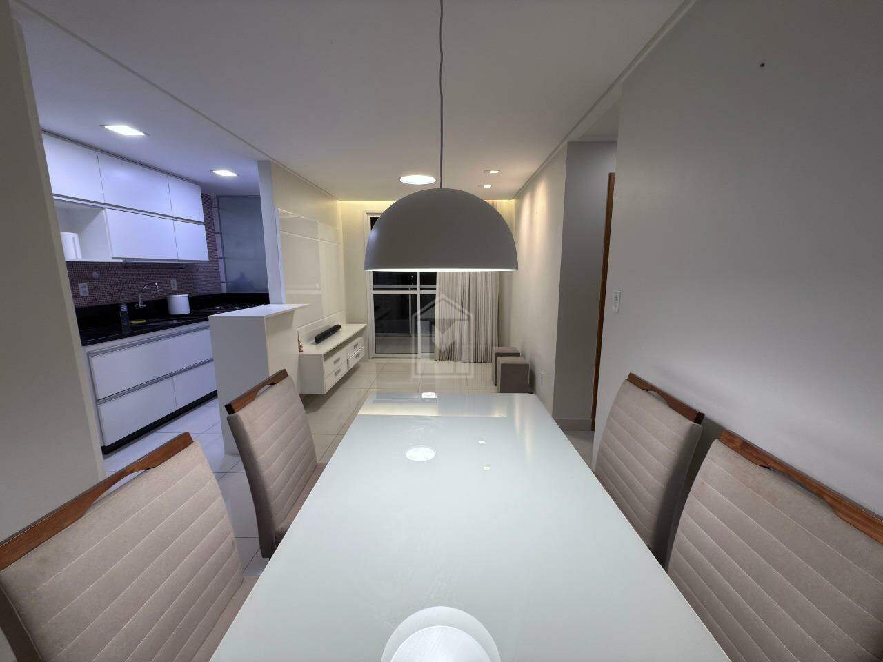 Apartamento para alugar com 2 quartos, 60m² - Foto 2