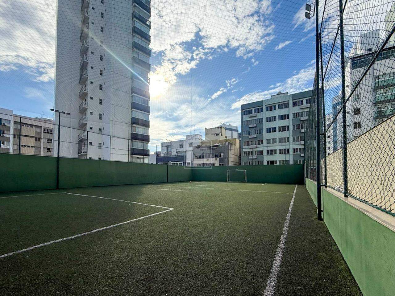 Apartamento para alugar com 4 quartos, 217m² - Foto 29