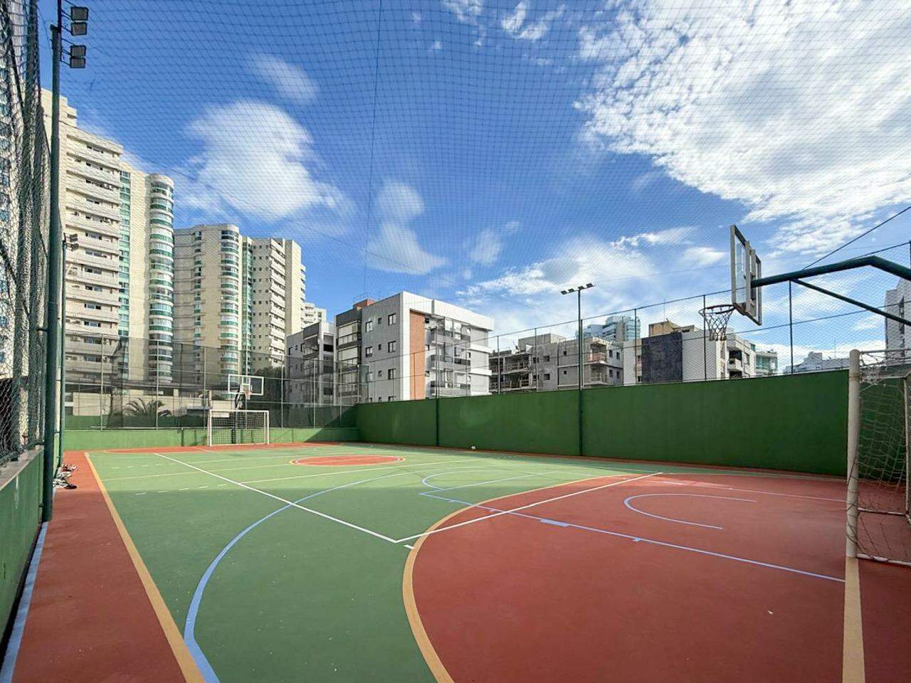 Apartamento para alugar com 4 quartos, 217m² - Foto 30