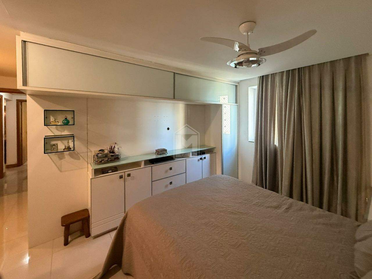 Apartamento para alugar com 4 quartos, 217m² - Foto 23