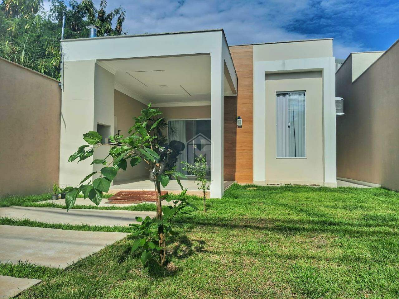 Casa à venda com 2 quartos, 83m² - Foto 2
