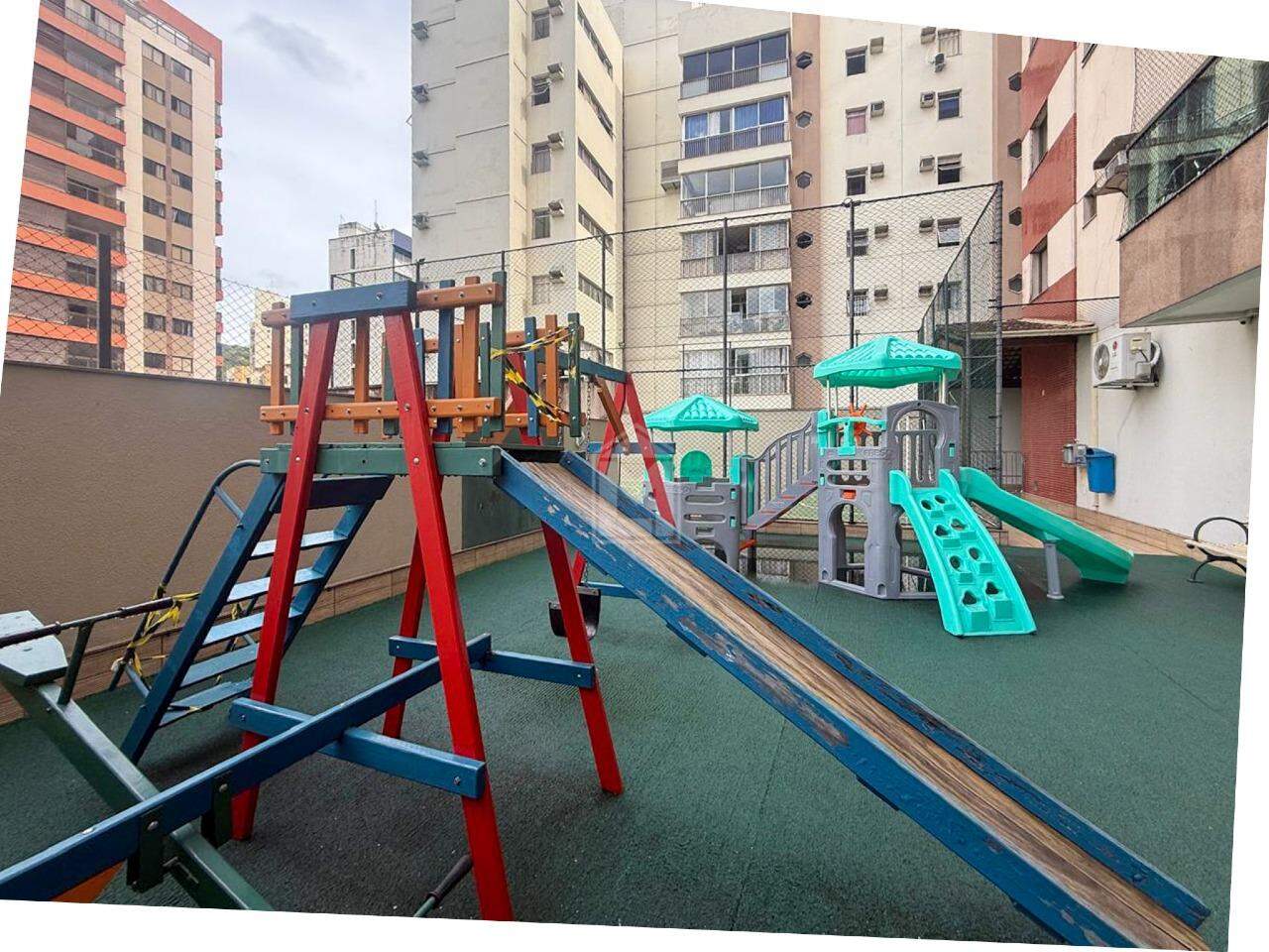 Apartamento à venda com 3 quartos, 98m² - Foto 20