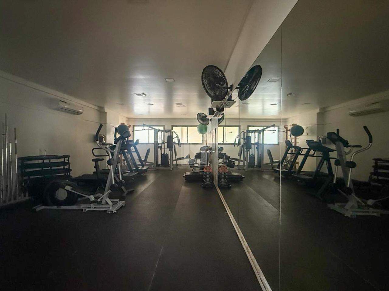 Apartamento à venda com 3 quartos, 98m² - Foto 24
