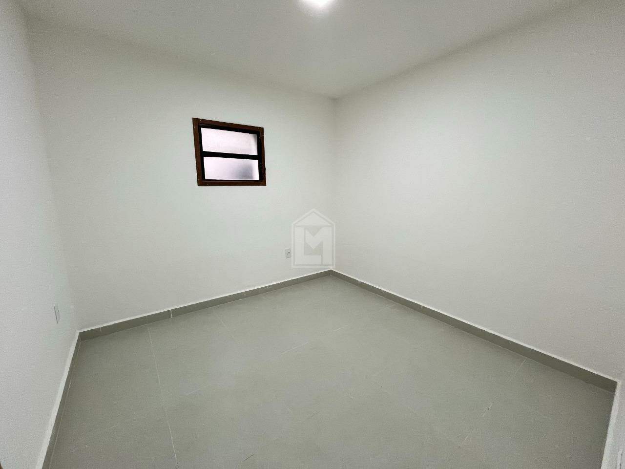 Casa para alugar com 3 quartos, 75m² - Foto 11