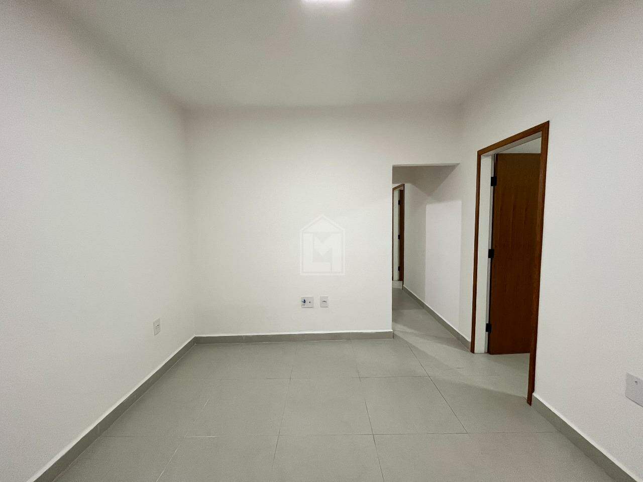 Casa para alugar com 3 quartos, 75m² - Foto 4