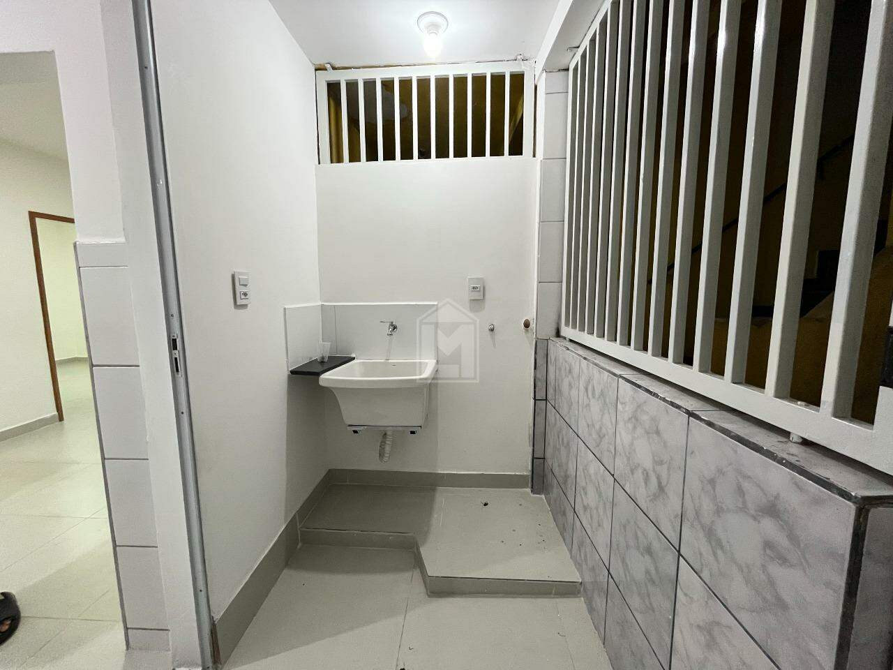 Casa para alugar com 3 quartos, 75m² - Foto 22