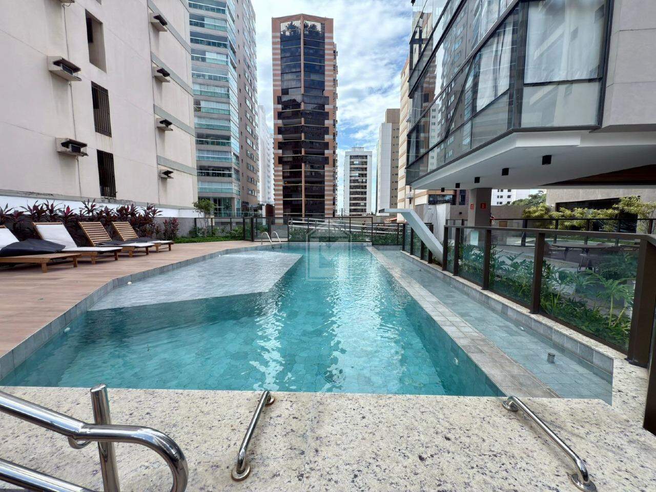 Apartamento à venda com 3 quartos, 120m² - Foto 21
