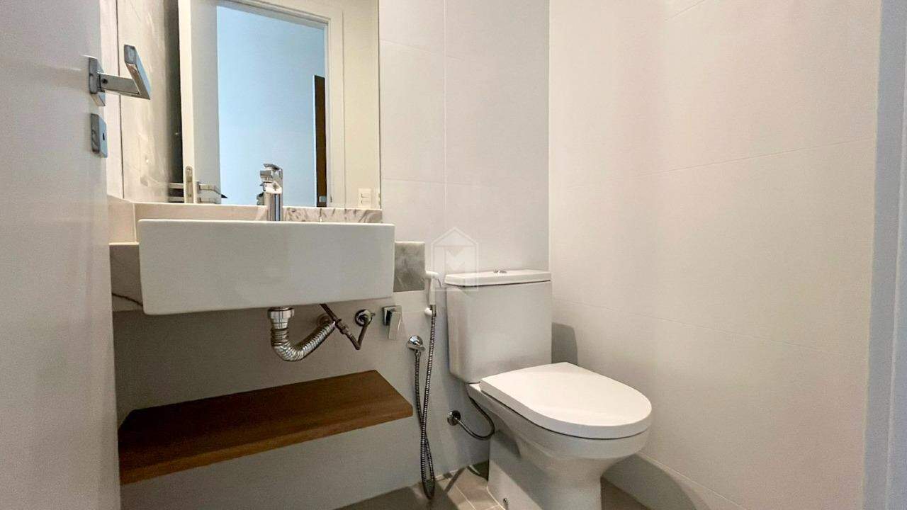 Apartamento à venda com 3 quartos, 120m² - Foto 4