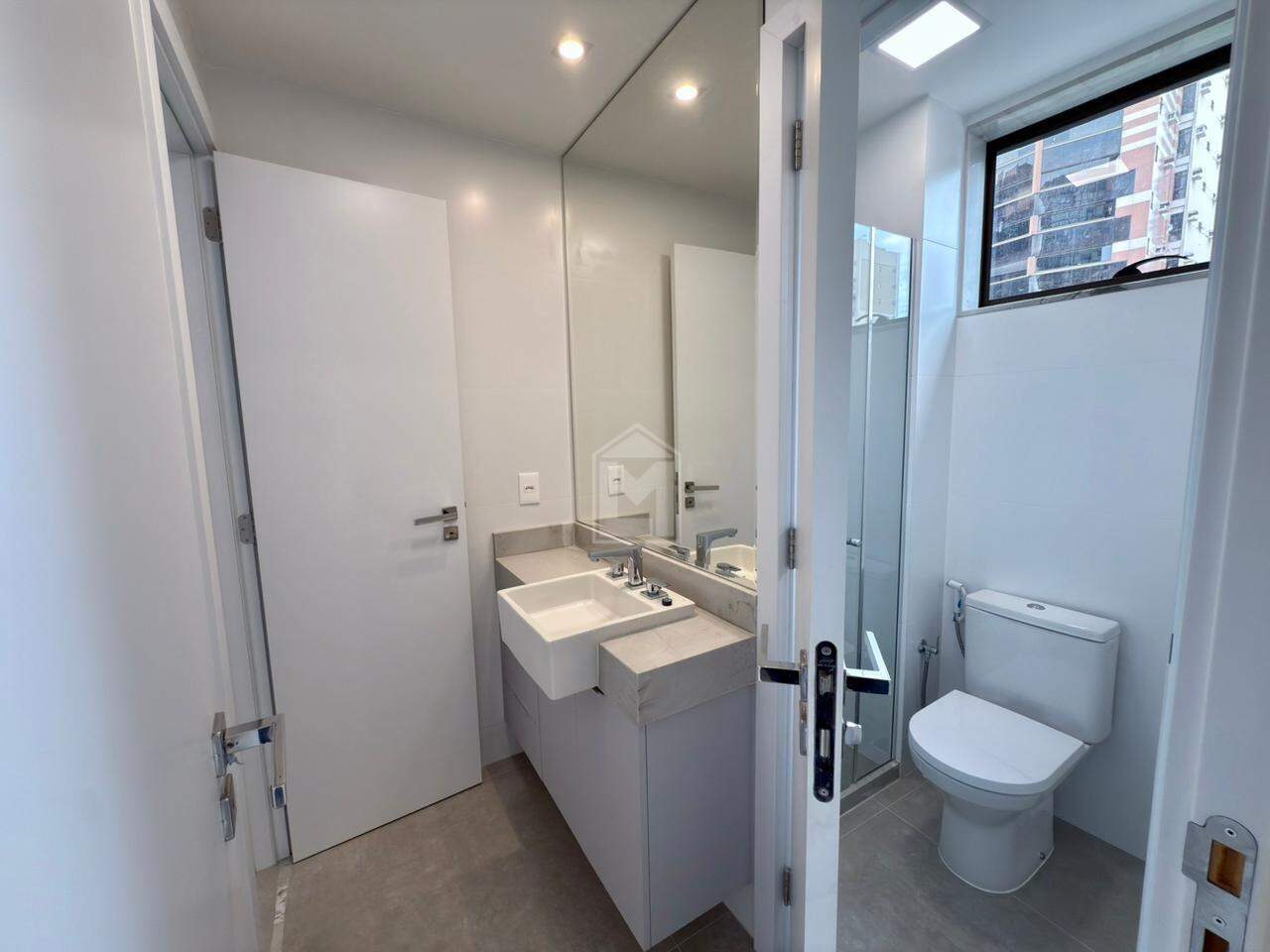 Apartamento à venda com 3 quartos, 120m² - Foto 9