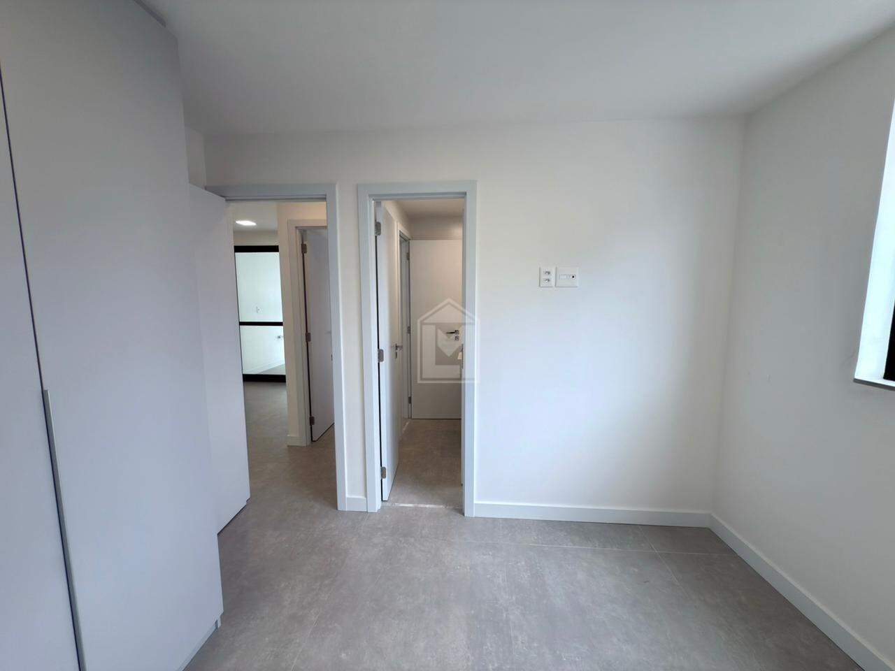 Apartamento à venda com 3 quartos, 120m² - Foto 10