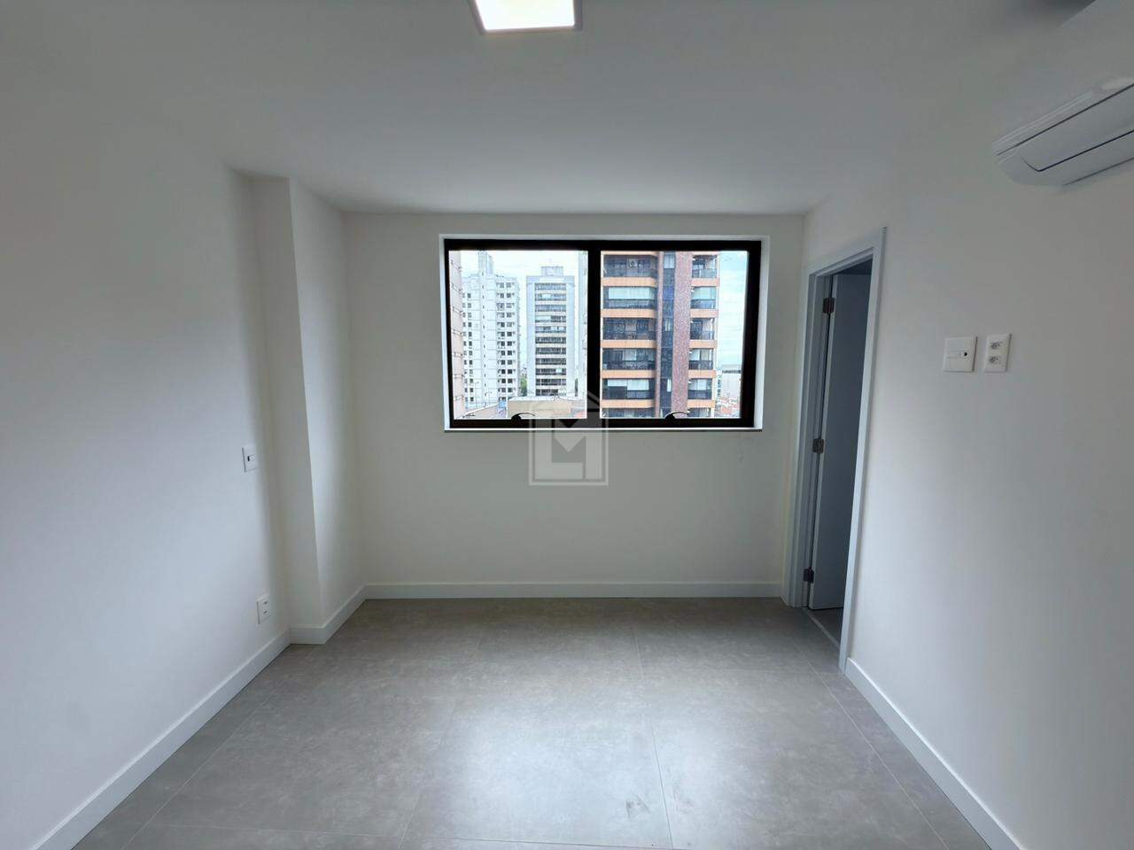 Apartamento à venda com 3 quartos, 120m² - Foto 12