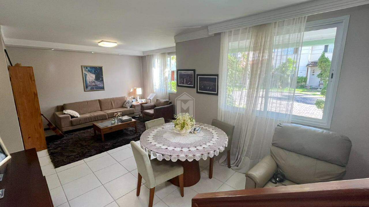 Casa, 4 quartos, 260 m² - Foto 2