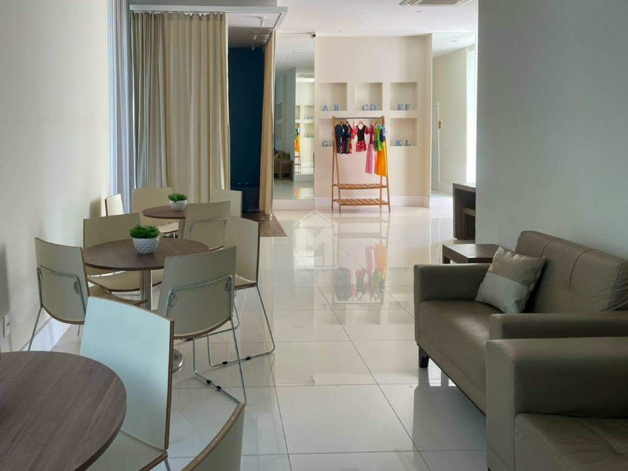 Apartamento para alugar com 4 quartos, 143m² - Foto 8