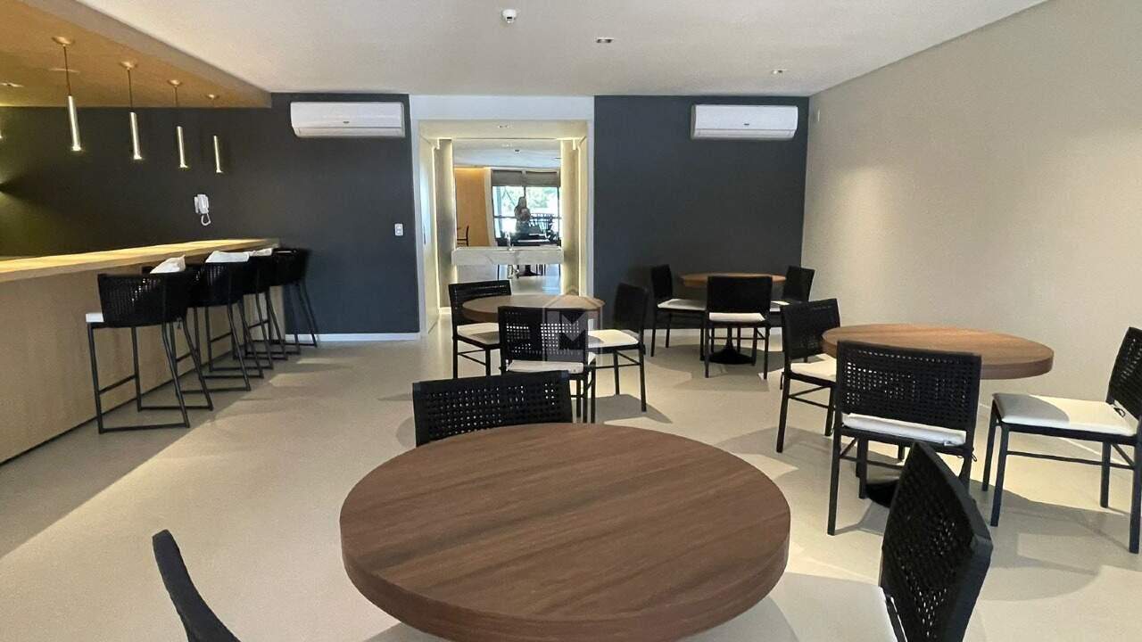 Apartamento para alugar com 2 quartos, 65m² - Foto 20