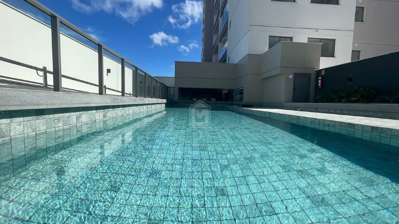 Apartamento para alugar com 2 quartos, 65m² - Foto 30