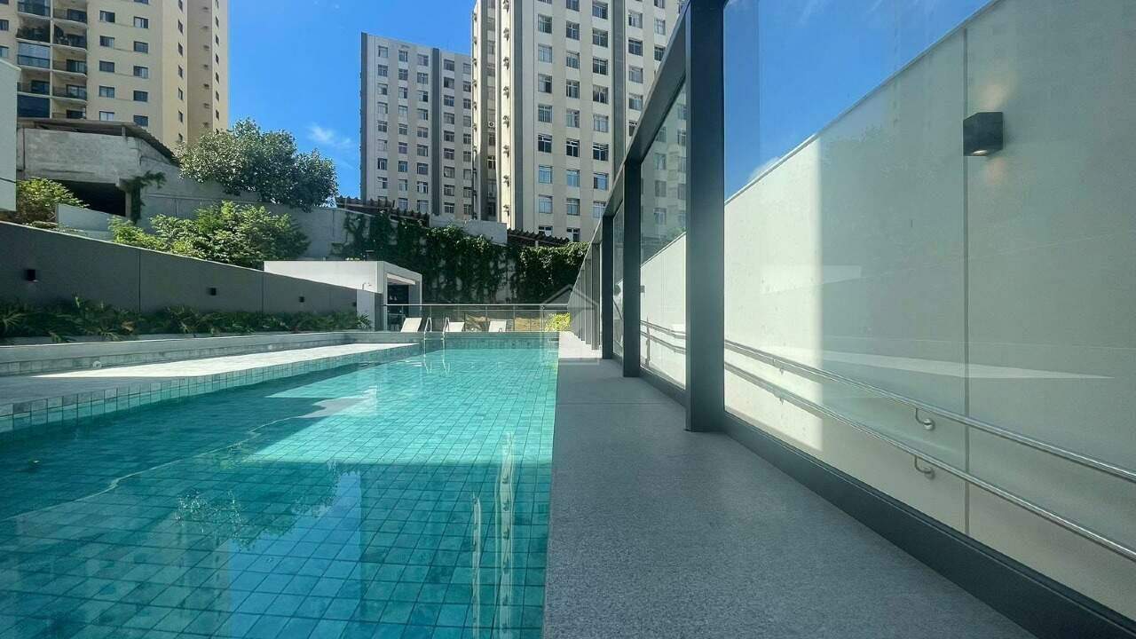 Apartamento para alugar com 2 quartos, 65m² - Foto 29