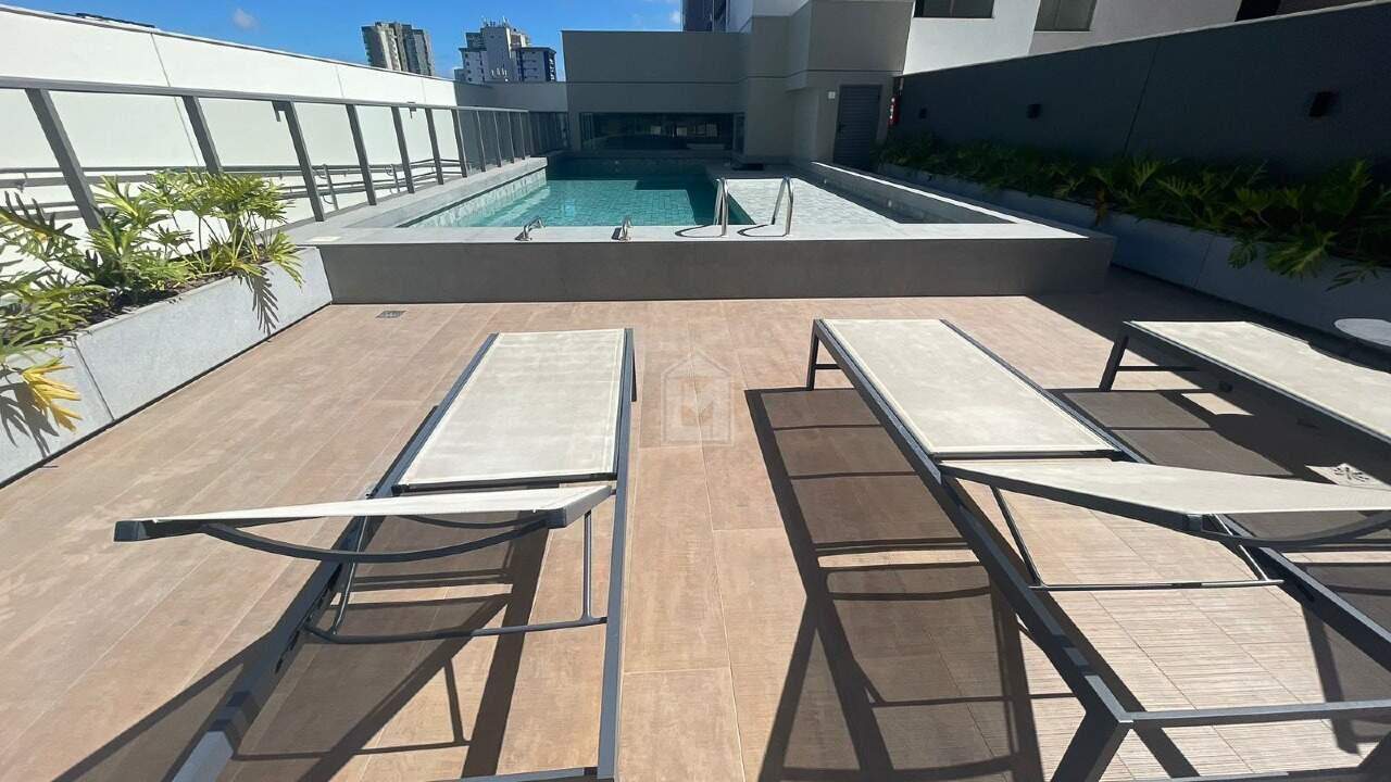 Apartamento para alugar com 2 quartos, 65m² - Foto 28
