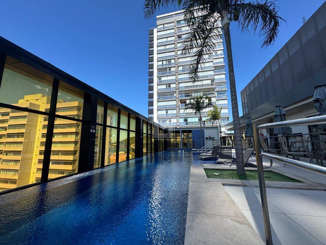 Apartamento para alugar com 1 quarto, 40m² - Foto 18