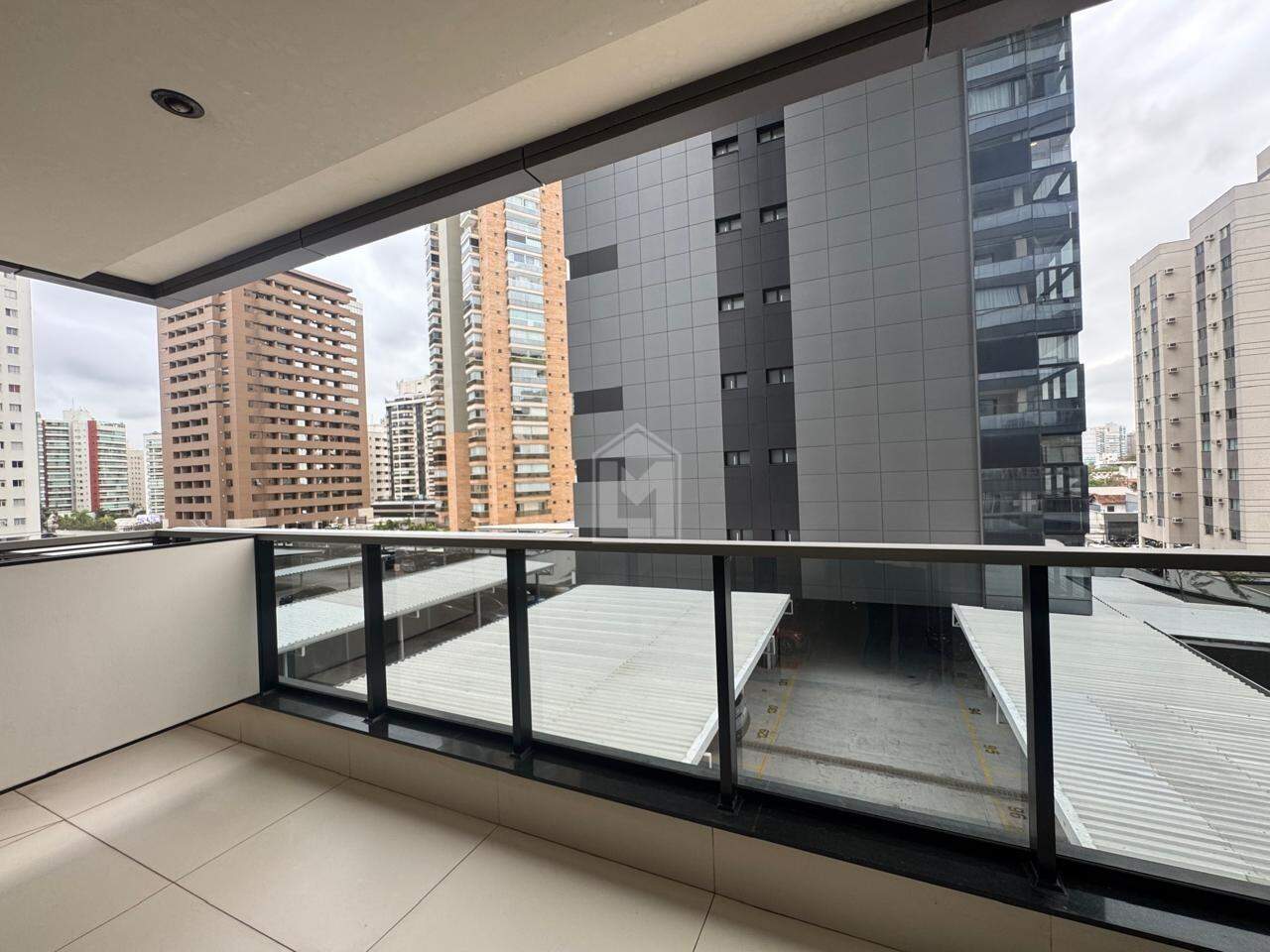 Apartamento para alugar com 1 quarto, 40m² - Foto 9