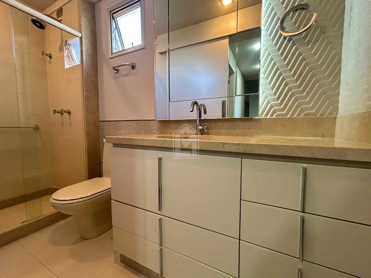 Apartamento para alugar com 2 quartos, 120m² - Foto 14