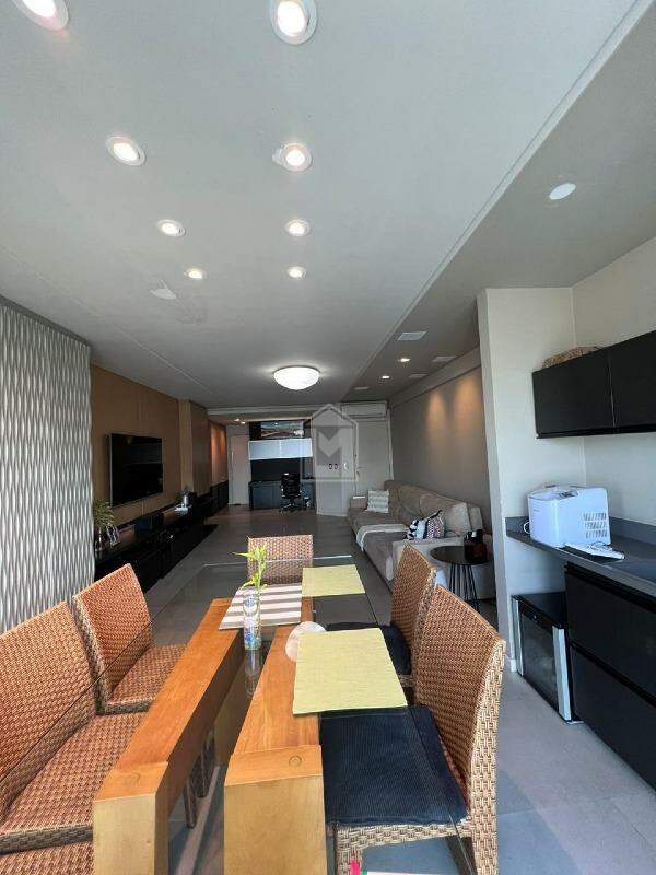 Apartamento para alugar com 2 quartos, 120m² - Foto 8