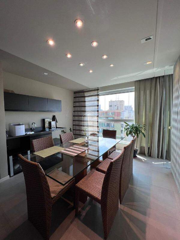 Apartamento para alugar com 2 quartos, 120m² - Foto 6