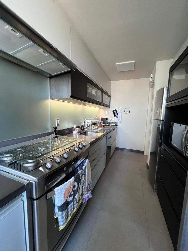 Apartamento para alugar com 2 quartos, 120m² - Foto 10