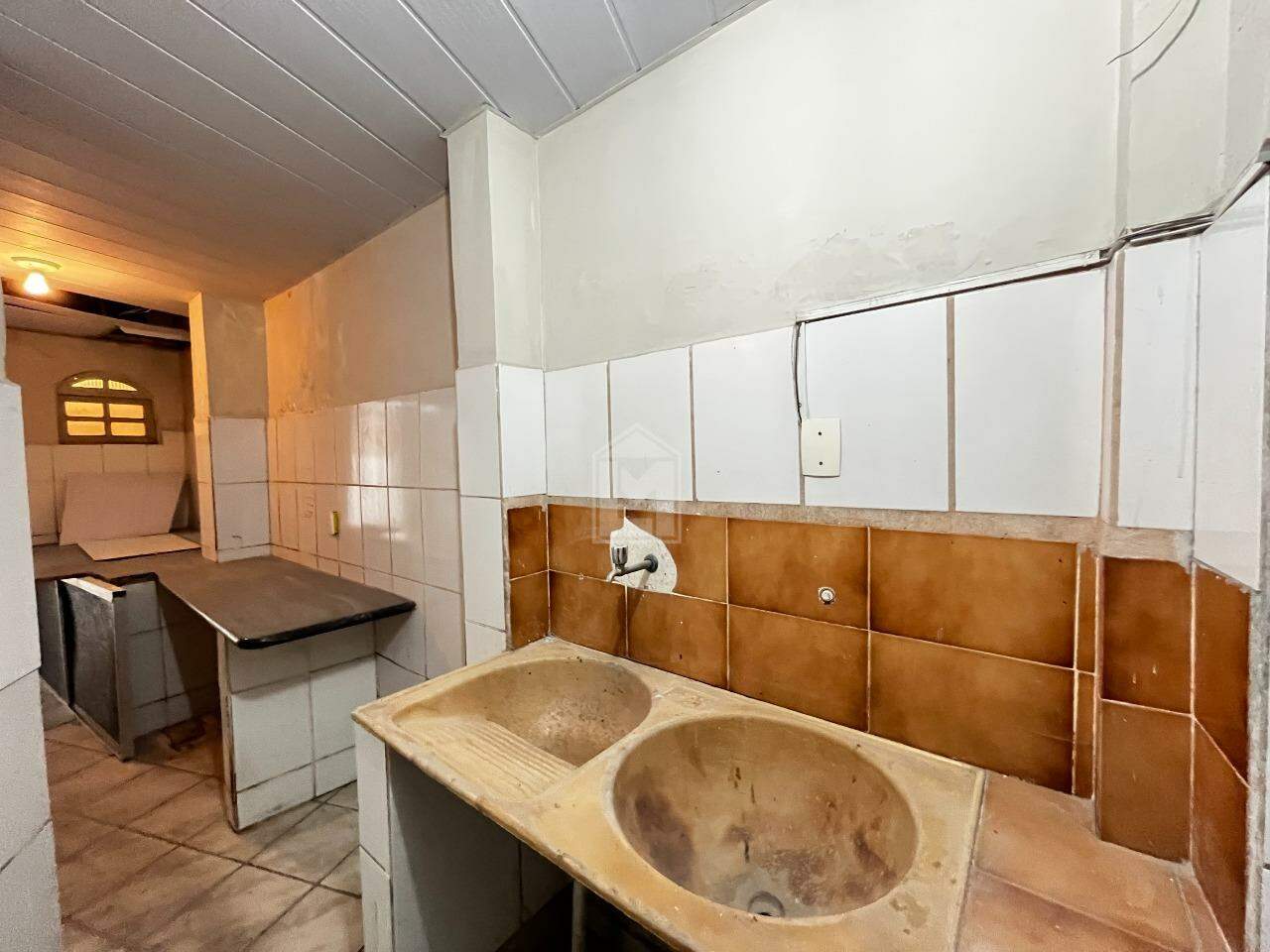 Casa para alugar com 3 quartos, 150m² - Foto 9