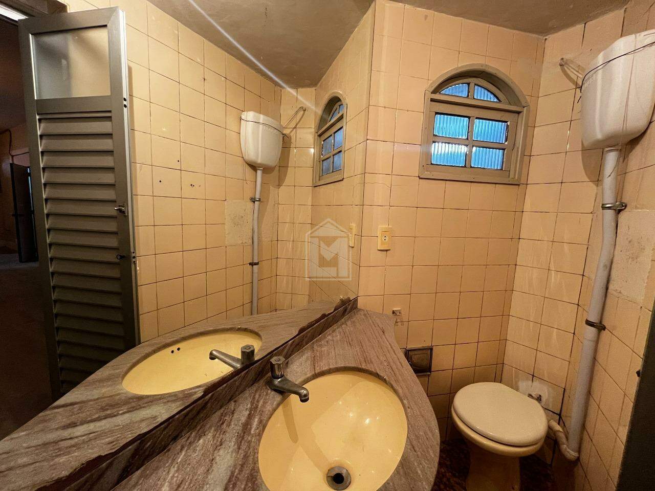 Casa para alugar com 3 quartos, 150m² - Foto 15