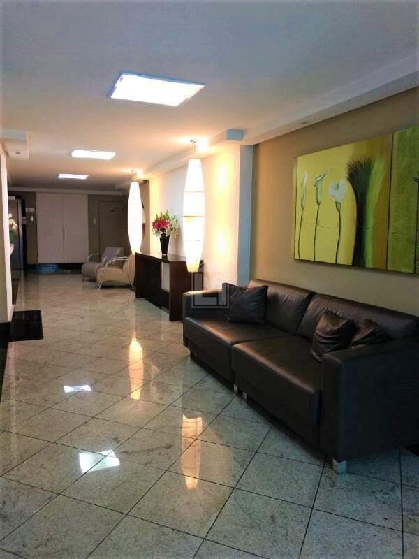 Apartamento para alugar com 3 quartos, 112m² - Foto 1